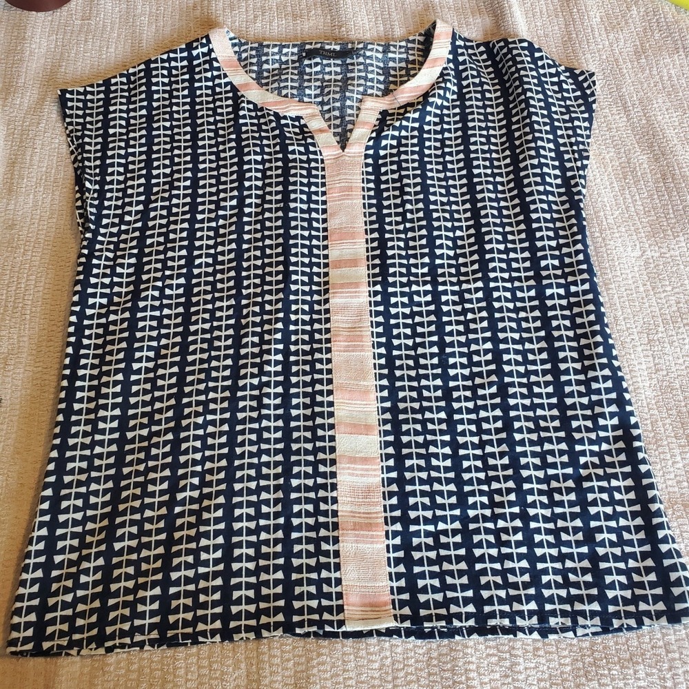 THML Womens Navy White Geometric Split Neck Sleeveless Rayon Blouse XS FTM159